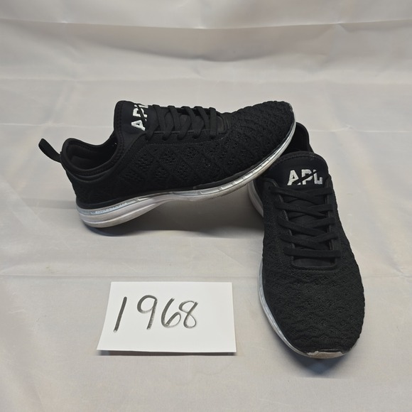 APL Techloom Phantom Women‎ Sz 8.5 Shoes Black/metallic/white - Picture 14 of 14